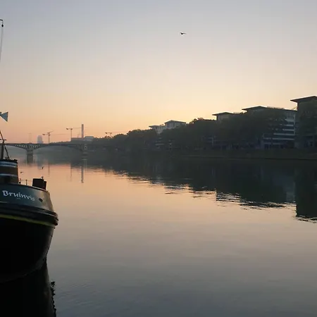 Peniche C'est La Vie 호텔 *