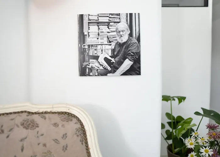 Otel Peniche C'est La Vie Les Grésillons