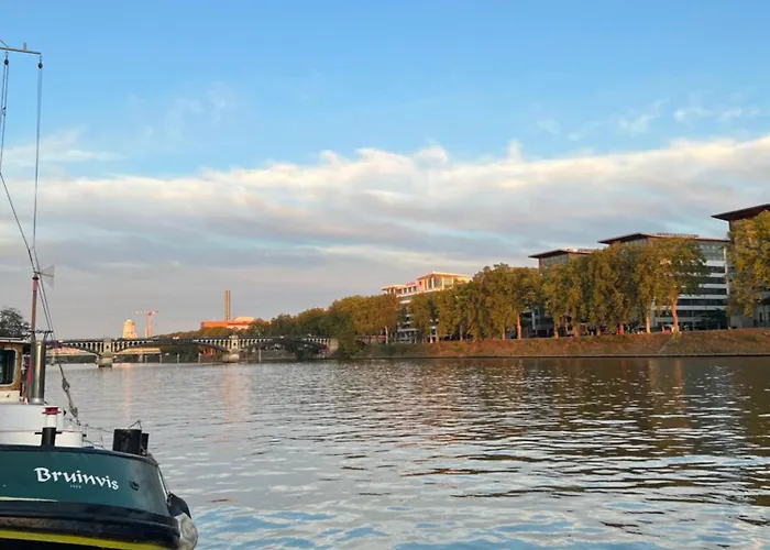 Peniche C'est La Vie Otel Les Grésillons